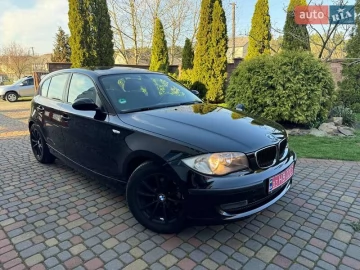 Авто BMW 1 Series 2009 № 7832103
