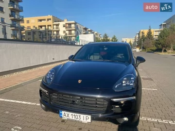 Авто Porsche Cayenne 2017 № 7832260