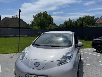 Авто Nissan Leaf 2012 № 7832342