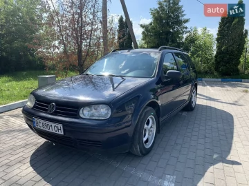 Авто Volkswagen Golf 2000 № 7832540