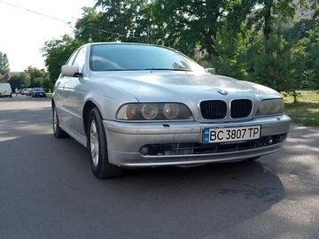 Авто BMW 5 Series 2001 № 7833149