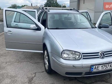 Авто Volkswagen Golf 2004 № 7833179