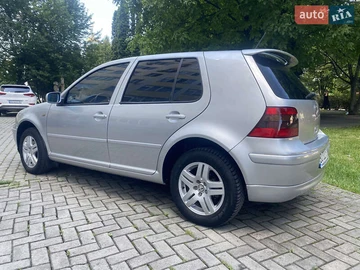 Авто Volkswagen Golf 2001 № 7833235