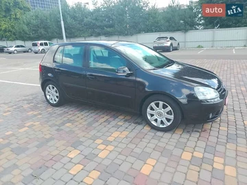 Авто Volkswagen Golf 2004 № 7833293