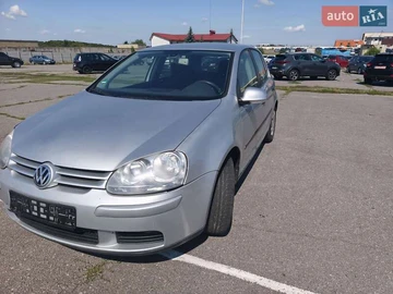 Авто Volkswagen Golf 2003 № 7833334