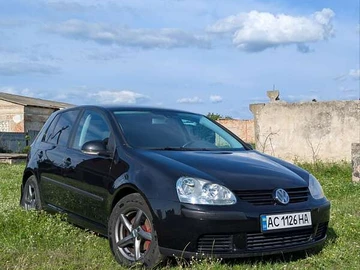 Авто Volkswagen Golf 2004 № 7833476