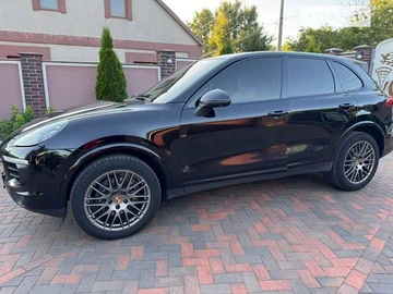 Авто Porsche Cayenne 2017 № 7833583