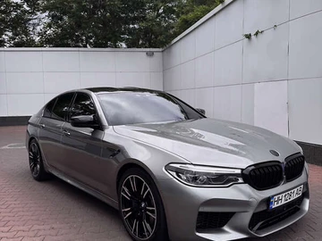 Авто BMW M5 2018 № 7833585