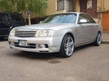 Авто Nissan Gloria 2000 № 7833632