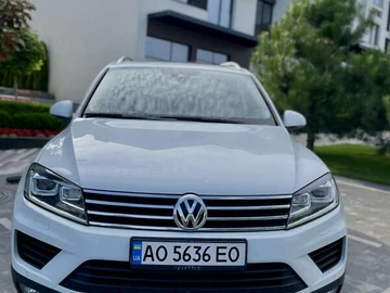 Авто Volkswagen Touareg 2014 № 7833746