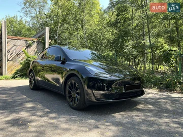 Авто Tesla Model Y 2024 № 7833753