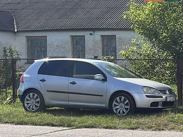 Авто Volkswagen Golf 2004 № 7833876