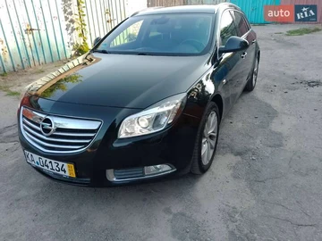 Авто Opel Insignia 2013 № 7833975