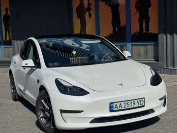 Авто Tesla Model 3 2021 № 7834021