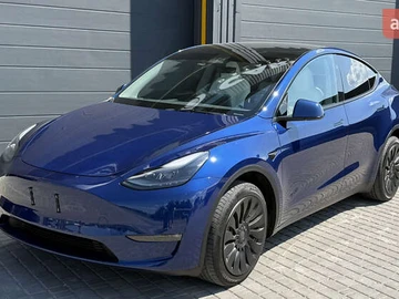Авто Tesla Model Y 2023 № 7834079