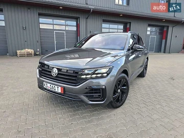 Авто Volkswagen Touareg 2018 № 7834101