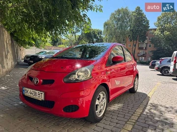 Авто Toyota Aygo 2011 № 7834191