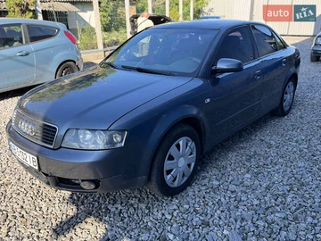 Авто Audi A4 2001 № 7834500