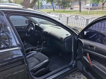 Авто Volkswagen Passat 2004 № 7834526