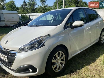 Авто Peugeot 208 2016 № 7834634