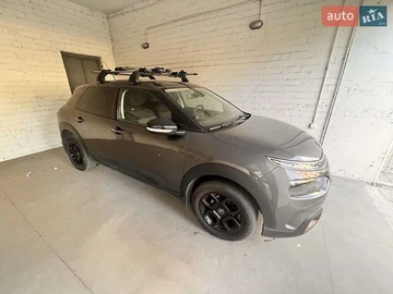 Авто Citroen C4 2018 № 7834742