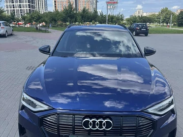 Авто Audi E-Tron 2019 № 7834826