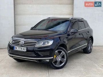 Авто Volkswagen Touareg 2016 № 7834841