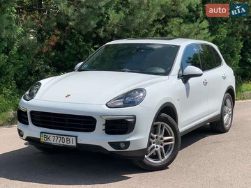 Авто Porsche Cayenne 2015 № 7834849