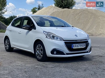 Авто Peugeot 208 2016 № 7835042