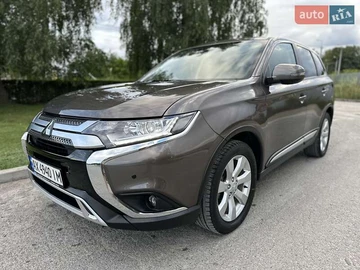 Авто Mitsubishi Outlander 2019 № 7835231