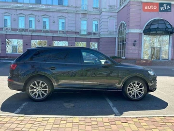 Авто Audi Q7 2016 № 7835327