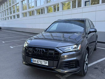 Авто Audi Q7 2021 № 7835338