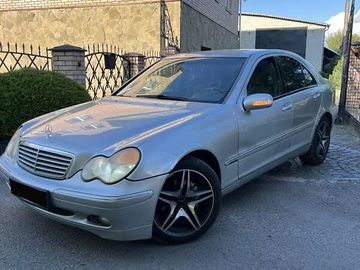 Авто Mercedes C-Class 2002 № 7835361