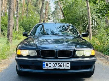 Авто BMW 7 Series 2000 № 7835366
