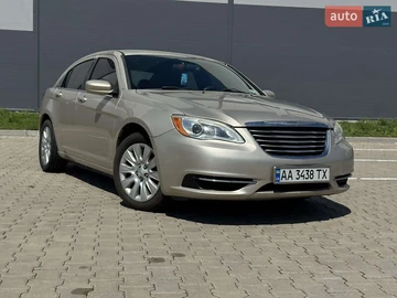 Авто Chrysler 200 2014 № 7835465