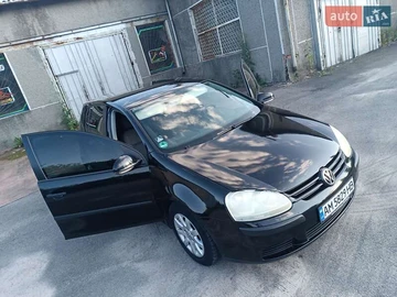 Авто Volkswagen Golf 2004 № 7835475