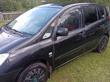 Авто Toyota Corolla Verso 2004 № 7835487