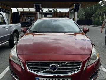 Авто Volvo S60 2012 № 7835607