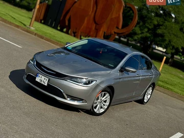 Авто Chrysler 200 2015 № 7835672
