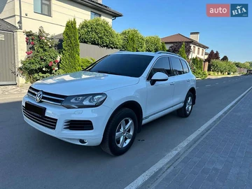 Авто Volkswagen Touareg 2014 № 7835913