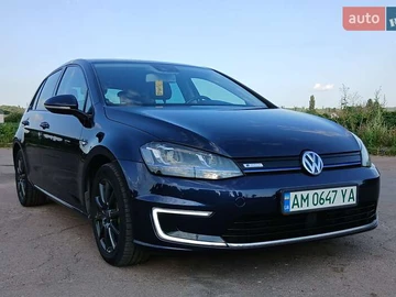 Авто Volkswagen E-Golf 2015 № 7835934