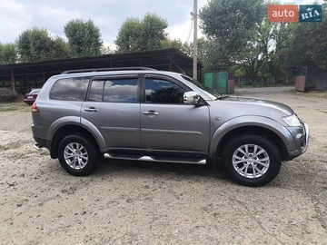 Авто Mitsubishi Pajero Sport 2013 № 7836432