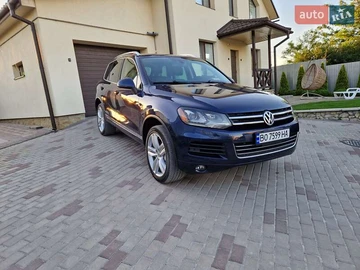 Авто Volkswagen Touareg 2013 № 7836447