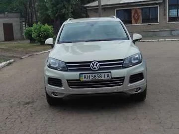 Авто Volkswagen Touareg 2012 № 7836464