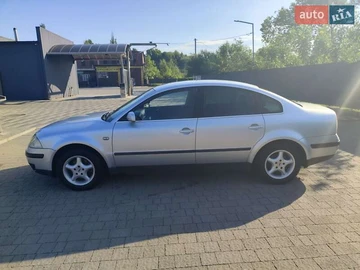 Авто Volkswagen Passat 2002 № 7836523