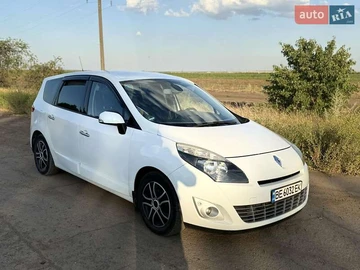 Авто Renault Grand Scenic 2010 № 7836641
