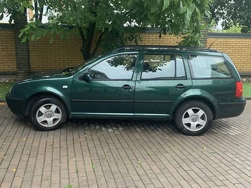 Авто Volkswagen Golf 1999 № 7836773