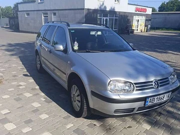 Авто Volkswagen Golf 2004 № 7836870