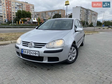 Авто Volkswagen Golf 2004 № 7836888