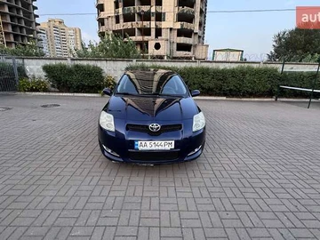 Авто Toyota Auris 2009 № 7837058